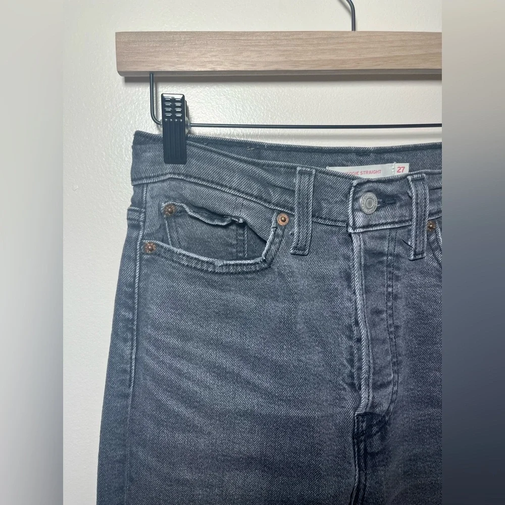 LEVI’S Wedgie Straight Black Distressed Button Fly‎ Jeans | 27 x 28